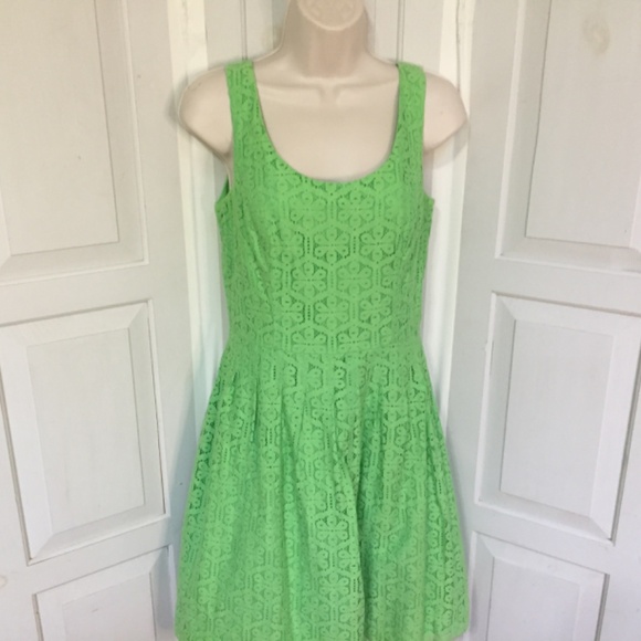 Lilly Pulitzer Green Lace Mini Dress - Picture 2 of 16